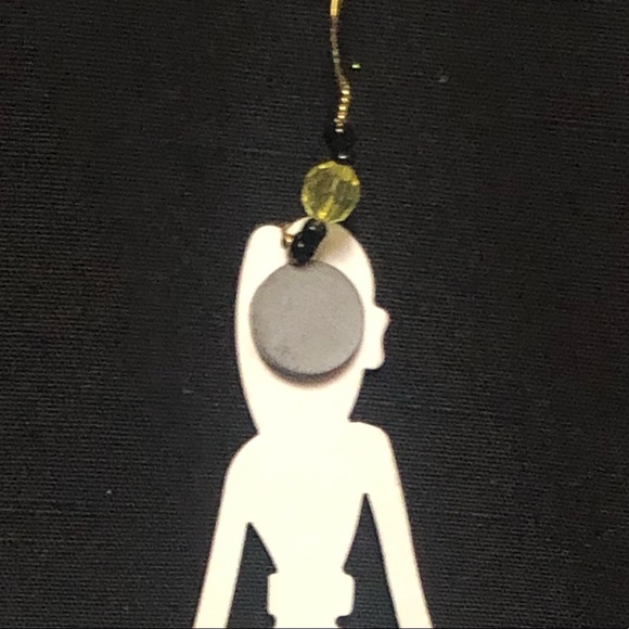 Christmas Ornament/Magnet - Picture 2 of 3